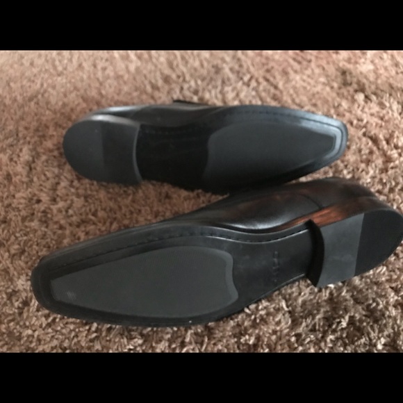 Aldo Black Slip On Shoes - Picture 4 of 5